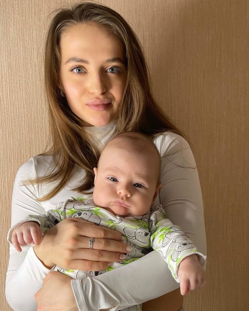 Анастасия Шардакова — биография, блог, беременность, личная жизнь, фото